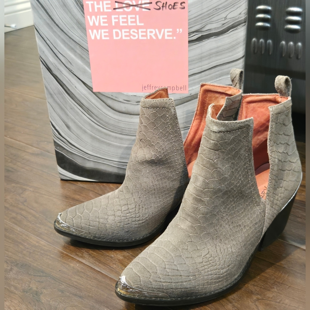 Jeffrey Campbell Cromwell Western Ankle Bootie Brown Snake print Size 7 Grey